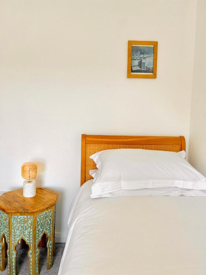 Gordy Hall -Sea Facing Welsh Cottage With Stunning Views Pendine Exterior foto