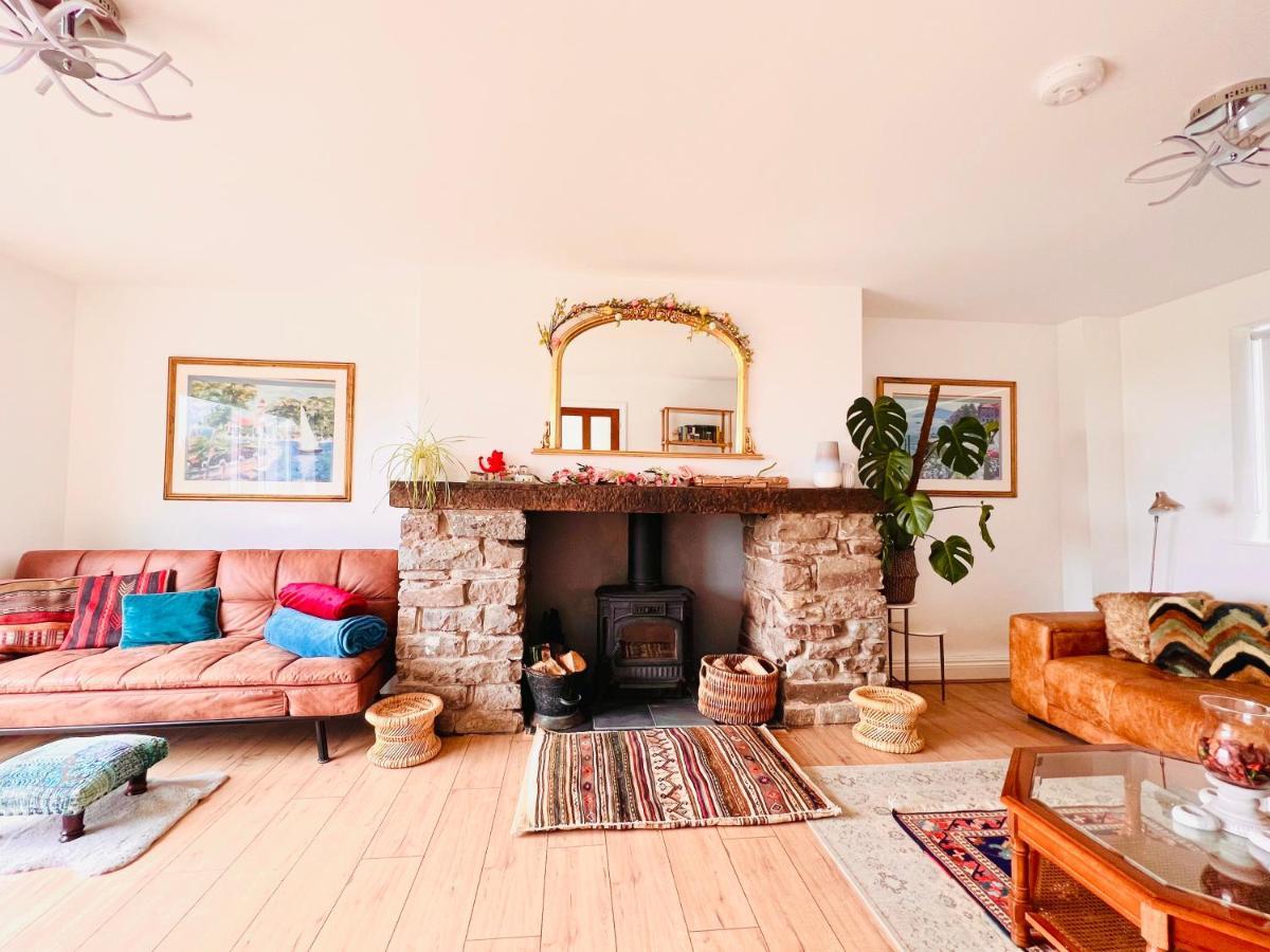 Gordy Hall -Sea Facing Welsh Cottage With Stunning Views Pendine Exterior foto