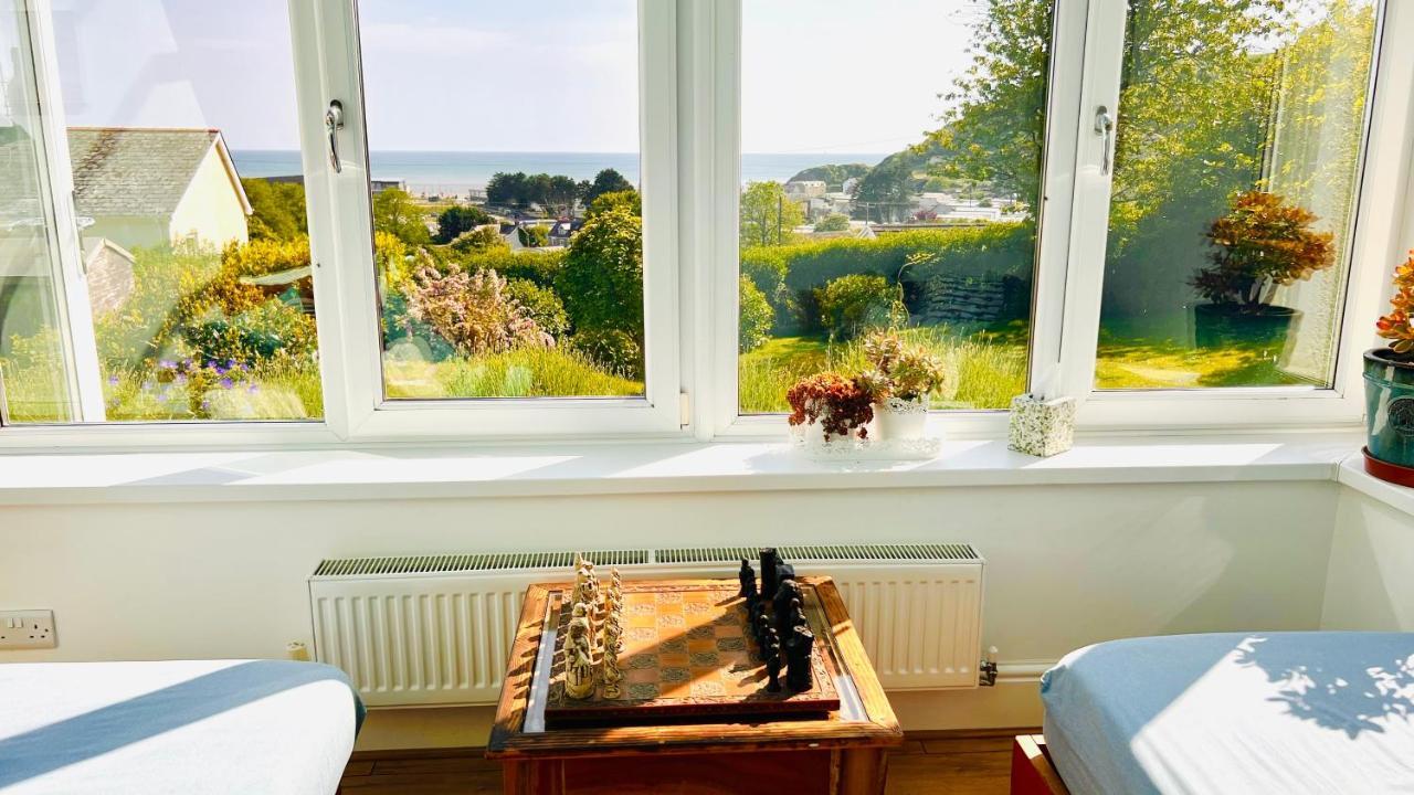 Gordy Hall -Sea Facing Welsh Cottage With Stunning Views Pendine Exterior foto