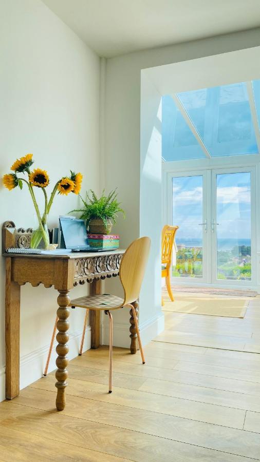 Gordy Hall -Sea Facing Welsh Cottage With Stunning Views Pendine Exterior foto